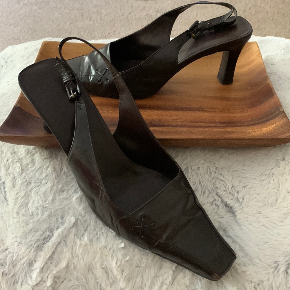 Bandolino dark brown leather sling back